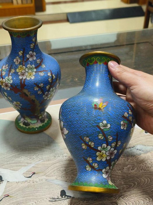 民國銅胎琺瑯彩景泰藍花瓶一對完整全品，高20.3cm5590321559 【錦帳春