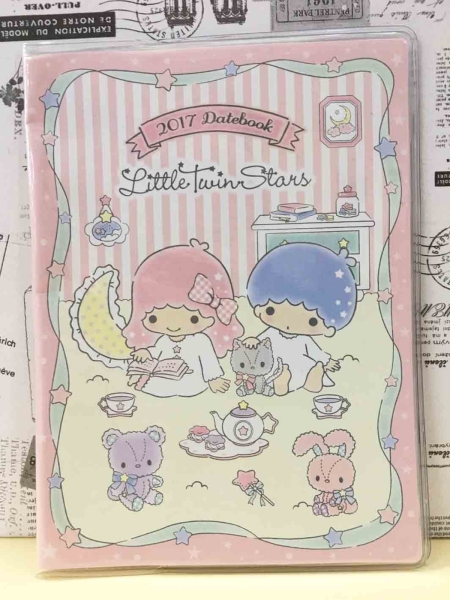 【震撼精品百貨】Little Twin Stars KiKi&LaLa 雙子星小天使~證件套~房間直條#65009