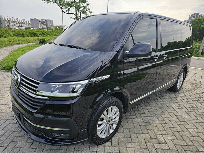 美林商行（二聖）2022 VW MULTIVAN 2.0TDI 保固中
