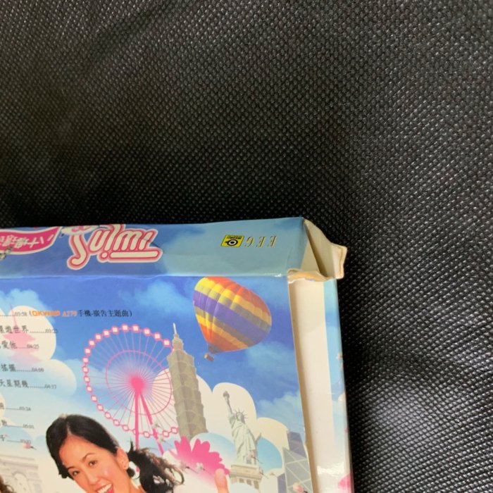 TWINS 八十塊環遊世界專輯| Yahoo拍賣