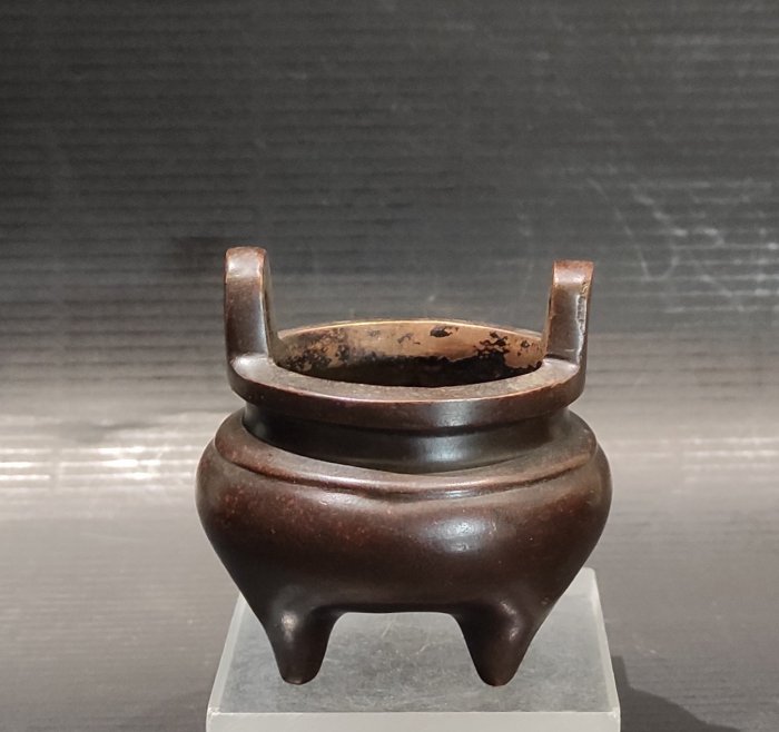 【骨董品】三足沖天耳香炉　銅製 1225030723_5c21205bd52ff.jpg