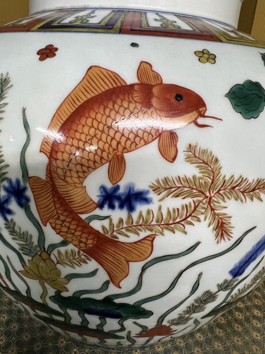 明嘉靖五彩魚藻紋蓋罐| Yahoo拍賣