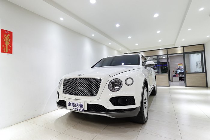 ~全福汽車~2018年 Bentayga 6.0 W12 總代理 ACC 七人座