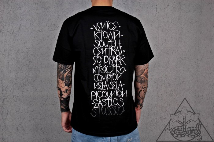 HYDRA】Stussy x Born x Raised Handstyles Tee 塗鴉字體短T