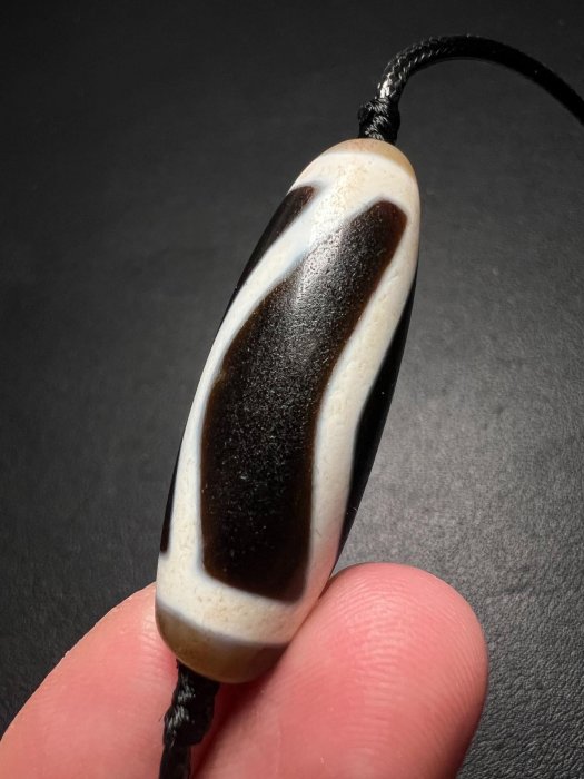 嚴選行運朱砂星辰天珠，精巧尺寸一物一圖，實拍所見即所得，喜愛收藏盡