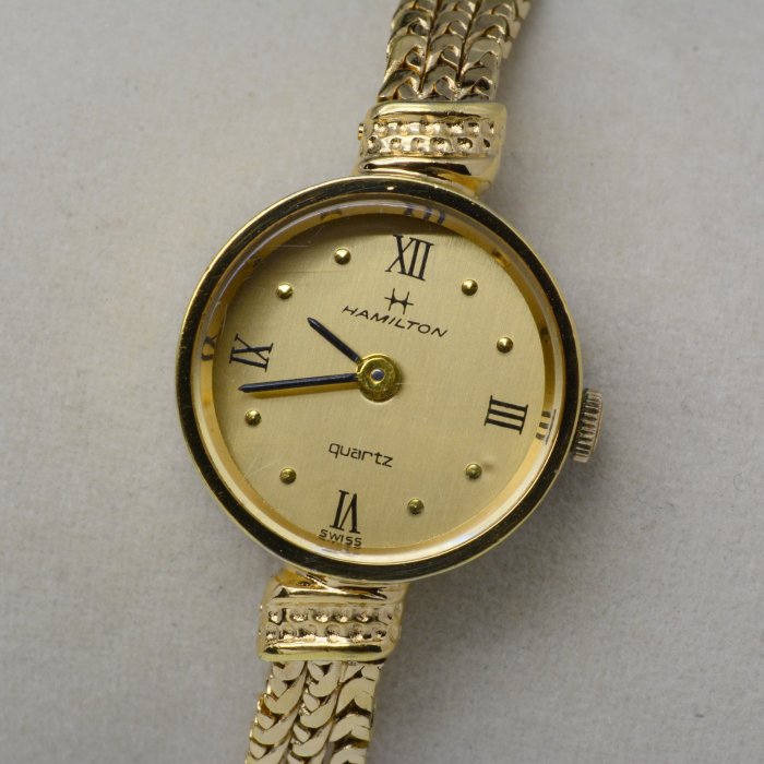 《寶萊精品》Hamilton 漢密爾頓金黃厚圓型女子錶