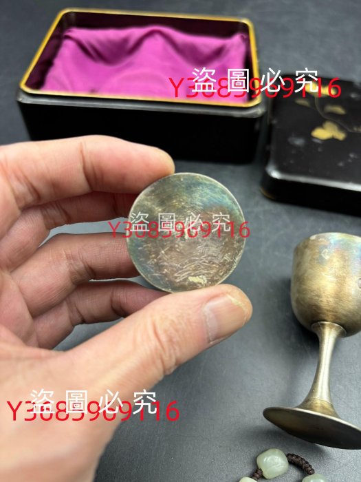 日本銀茶杯，純銀，竹谷制秋田竹谷銀酒杯對金蒔繪木盒裝可見是高品盒