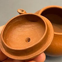 乾隆年製 朱泥茶壺 清代梨形朱泥壺-乾隆年製| Yahoo拍賣