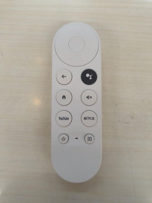 【中古品】Chromecast with Google TV HD G454V Google Chromecast with Remote G454V - For Parts for sale