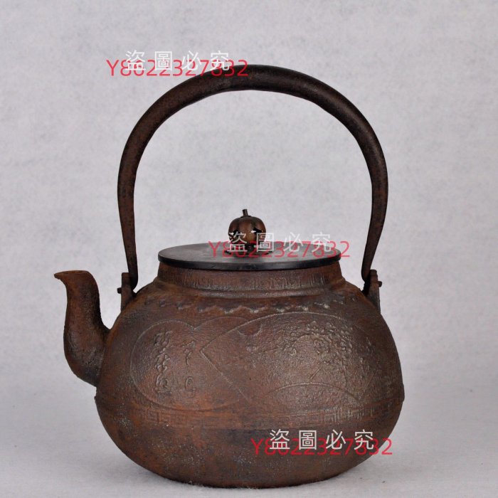 日本鐵壺龍文堂造歲寒三友紫銅蓋明治明期−大正時期龍文堂造鐵壺，使用