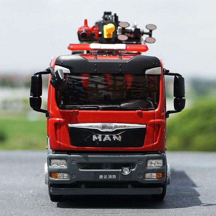 模型車原廠汽車模型1：43捷達消防MAN曼五十鈴泵浦消防車救援主戰汽車
