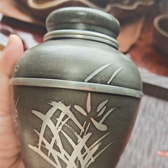 嚴選日本乾茂號大號梅蘭竹菊紋錫制茶葉罐，帶蓋美瓷底款收藏佳品茶罐梅 