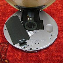 完美作品】90%新，SONY WALKMAN D-E888 CD隨身聽，簡易配件| Yahoo拍賣