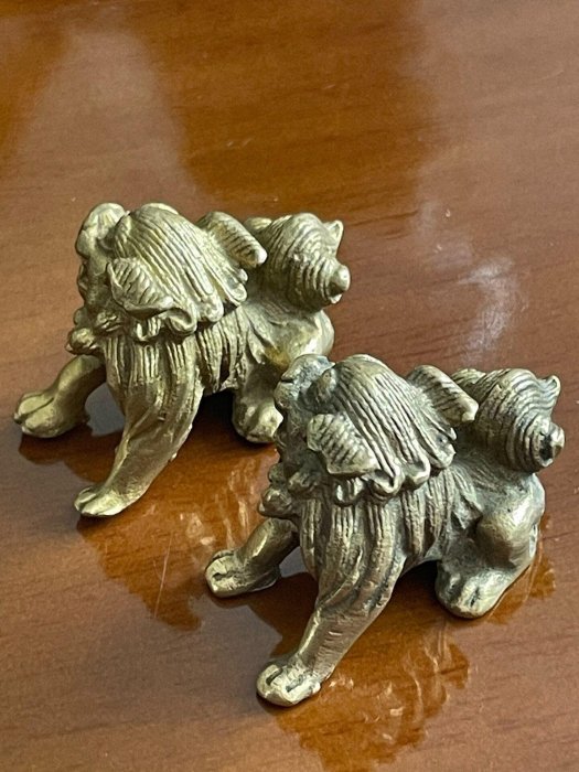 小銅獅子一對銅獅子鎮紙一對民俗老物件銅獅子小巧玲瓏非常漂亮實心銅包