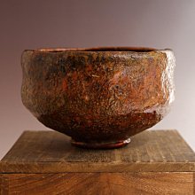 嚴選加藤石春立田錦茶碗，獨特侘寂美藏小瑕仍顯珍稀立田錦藝術創作