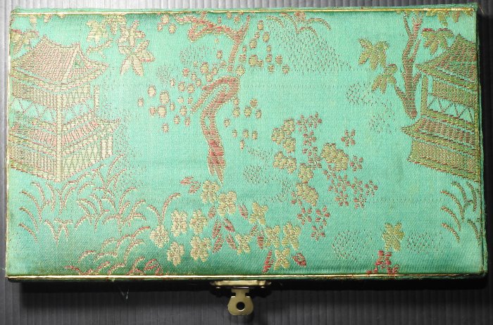 AZ311)第一屆東亞運動會指定產品【24K包金紀念幣/章】一組14枚附
