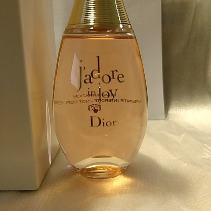 【新品未開封】Christian Dior j'adore 50ml 香水 楽天市場】クリスチャンディオール ジャドール オードゥ パルファン