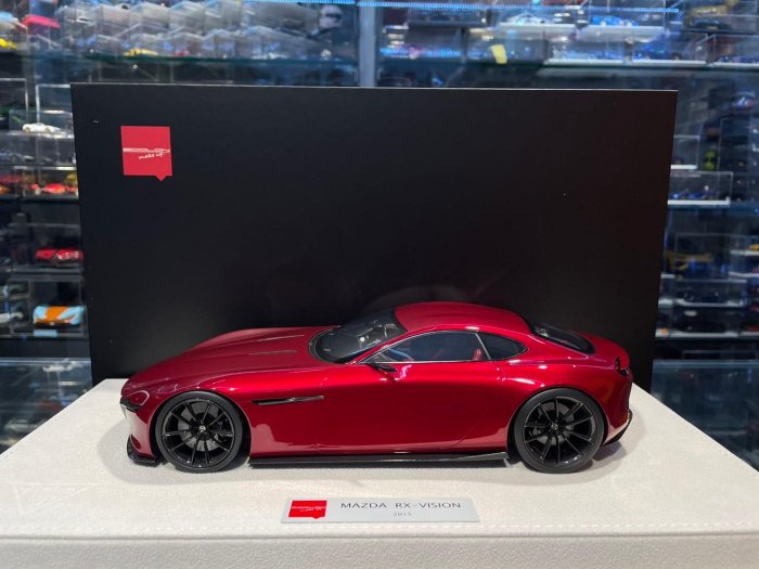 1/18 マツダ RX VISION  [EML023]未開封新品 Make Up Co., Ltd. / Mazda RX-VISION 2015