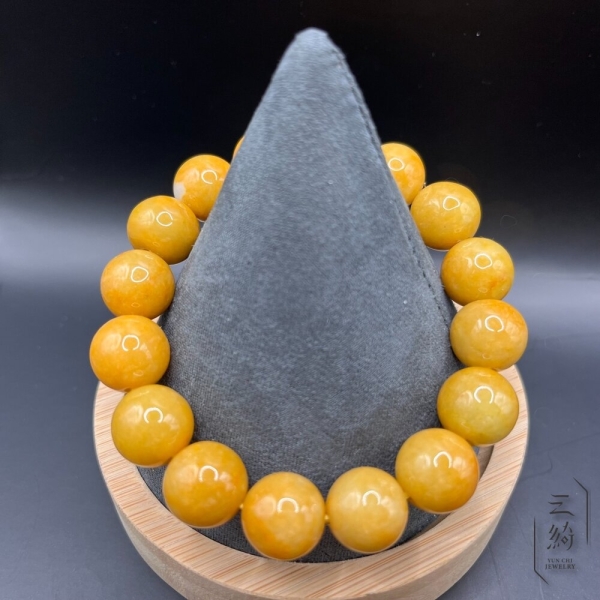 云綺珠寶】天然緬甸A貨翡翠雞油黃黃翡富貴手串13mm+ | 其他珠寶品牌