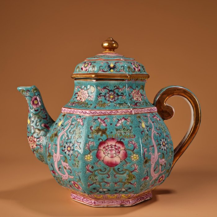 精品舊藏純手繪琺瑯彩描金瓷器酒壺畫工精湛器形精美重600克高16厘米