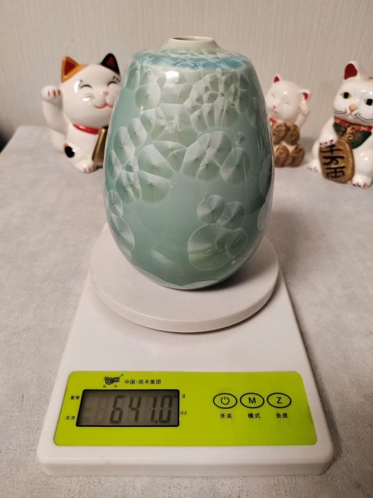 五雲窯三代前田喜代范師傳結晶青瓷花瓶，獨特器型與美彩晶紋推薦收藏