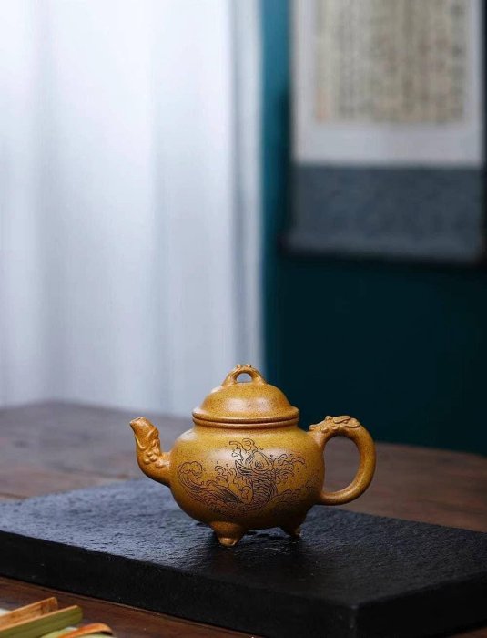 中国古美術・原鉱古銅泥魚躍龍門紫砂壺・底款：徐漢棠・紫砂壺・朱泥・急須・茶道具 中国古美術・双龍戯珠紫砂壺・底款吳群祥紋・宜興原鉱・