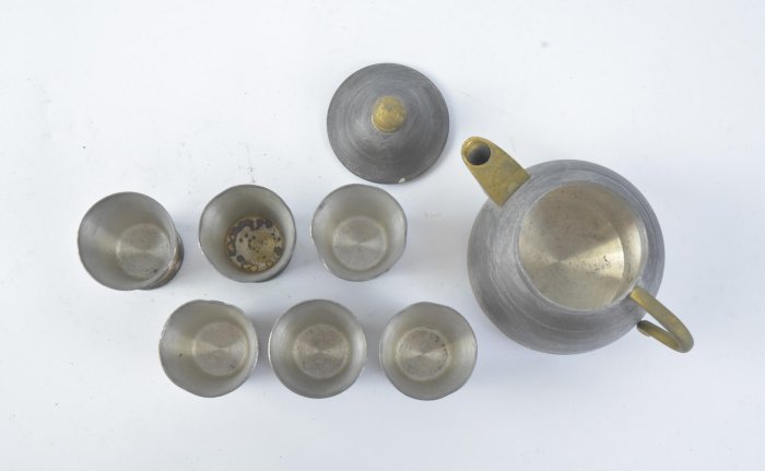 玖隆蕭松和挖寶網R》錫製SELWIN PEWTER 馬來西亞民俗圖紋茶杯