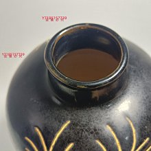 古瓷宋吉州窯黑釉剔花梅瓶多年舊藏，品相完好，器型規整，黑釉剔花二手