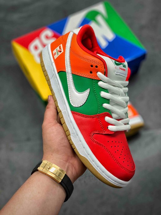 nike dunks 7 eleven