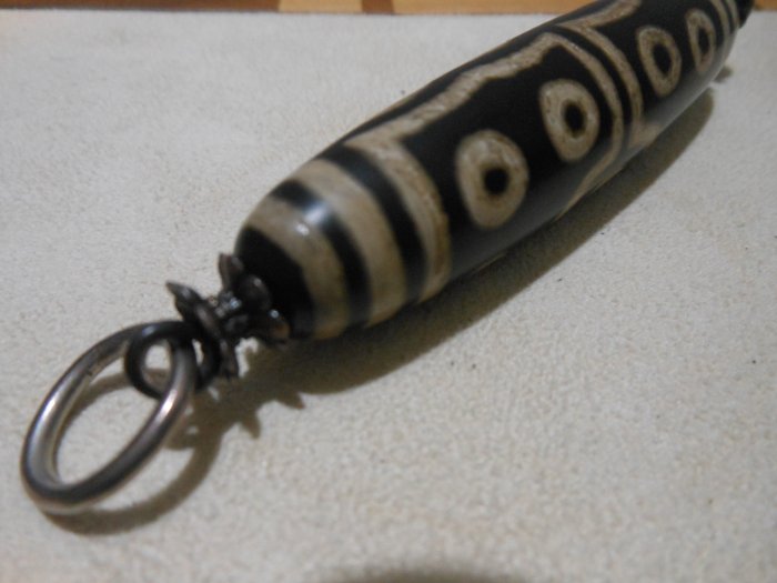 純銀鑲崁老天珠~15眼天珠-大天珠-30多年的珍藏-E59 | Yahoo拍賣