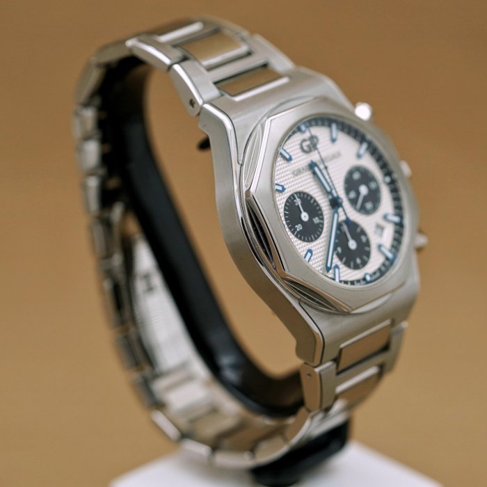 GP Girard Perregaux 芝柏81020-11-131-11A LAUREATO CHRONOGRAPH 桂冠