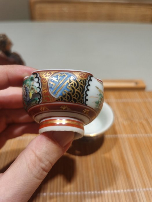 嚴選日本回流明治大正時期九谷燒茶杯，雙面開窗手繪珍藏限量僅2個九谷