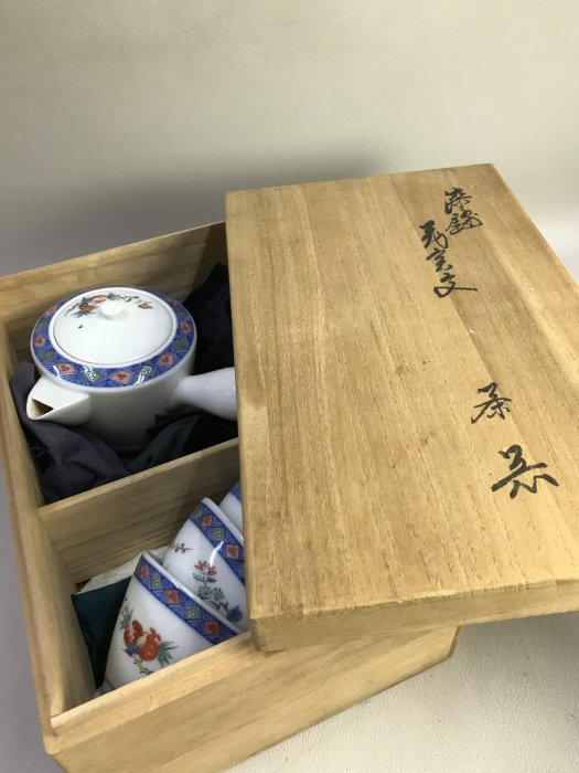 藏舊尋寶屋】老日本人間國寶第十三代酒井田柿右衛門作染錦花寶紋