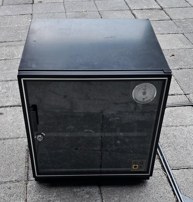 樂居二手家具 全新中古傢俱 *XS5103005AJJJ 防潮箱* 實木衣帽架 開放式 吊衣架 穿衣鏡 各式臥室家具