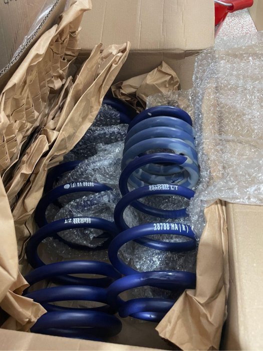 德國H&R短彈簧Porsche Macan無電子全新品出清現貨Eibach Bilstein Koni K&W BC FSD