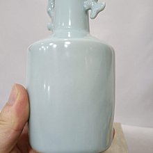 海瓷南宋龍泉窯粉青釉雙魚耳瓶，粉青釉，造型優美，釉面溫潤，整體保存