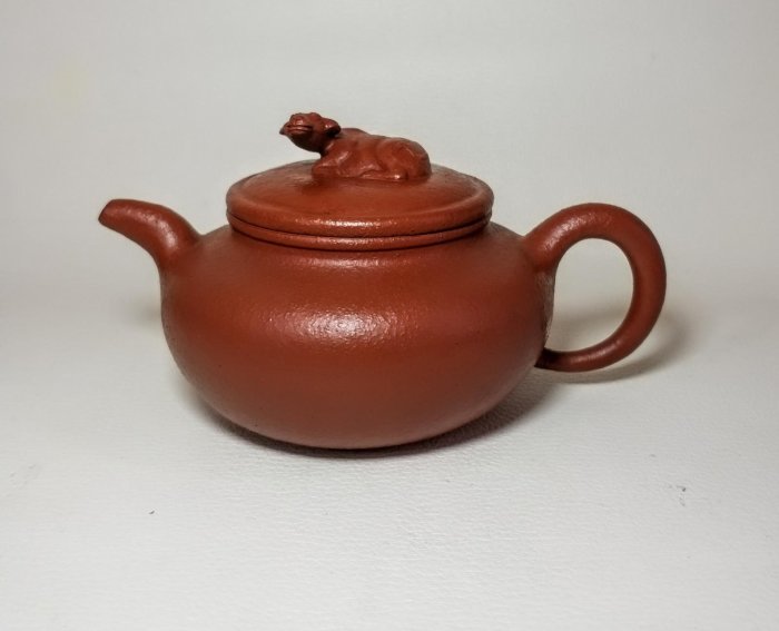 早期宜興名家紫砂壺／國家高級工藝美術師許時娟制／犀灯壺／7孔210CC