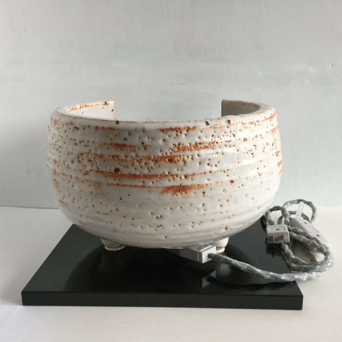 松果坊】日本志野道安型風爐野々田炭型電熱器100v/410w功能正常台灣