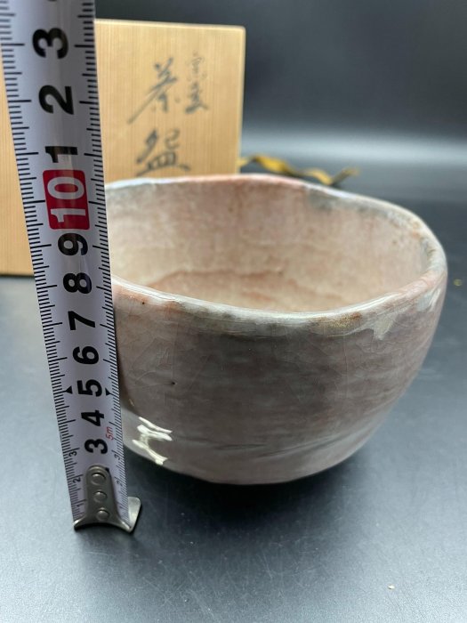日本吉向燒七世松月作抹茶碗建水,嚴選全美品,附原供箱與貢布,收藏 日本吉向燒七世松月作抹茶碗建水,嚴選全美品,附原供箱與貢布,收藏