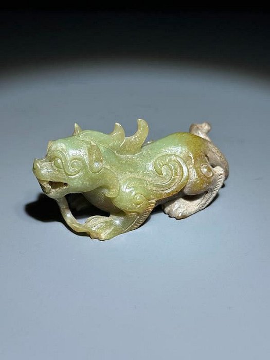 中国古美術　明時代　古玉石 和田玉 山海經 聚財富瑞獸 神獸貔貅(F-31) 高古玉 ・旧藏 商周時代 和田玉聚財富瑞獸貔貅 中国