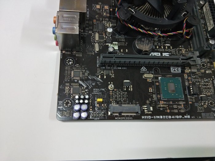 電腦雜貨店→華碩H110-I/M32CD4/DP-MB~主機版(1151 支援6代CPU )二手$690 | Yahoo拍賣