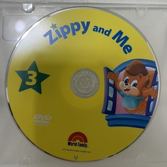 【美品♡】Zippy and Me （字幕あり） 寰宇迪士尼美語Zippy and me 3DVD（有字幕，裸片）+ 黃色帽子片況佳