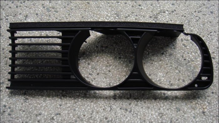 {阿勳精品}~ BMW E30 全新外銷 A級款 消光黑 大燈框....一對價