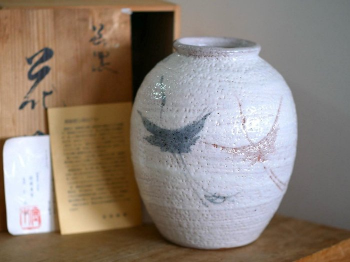 日本志野燒花器，粉志野，花瓶，一百多年的桔梗屋窯，五代小三郎作