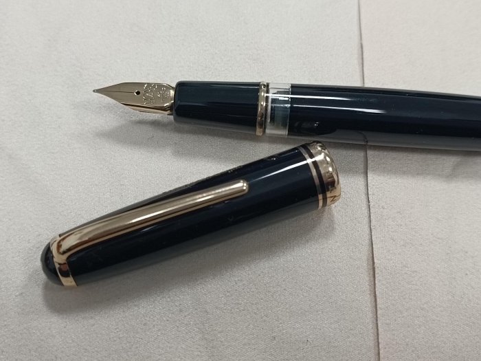 美筆美品1950年代古董鋼筆萬寶龍Montblanc 256 14c金F尖| Yahoo拍賣