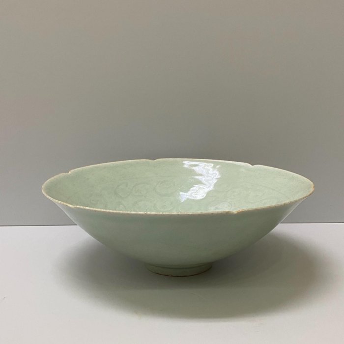 時代影青 宋湖田窯影青古董碗，品相優良，尺寸精確7.4公分，口徑達21.5公分