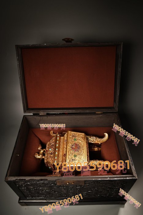 珍品清代宮廷御藏罕見高浮雕鏨刻鎏金方獅子蓋熏香爐工古董舊藏擺件【景