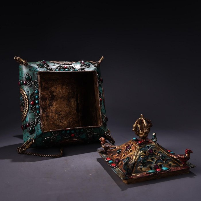 珍品舊藏西藏收純銅藏傳工藝鑲嵌寶石彩繪描金吊熏香爐品相保存完好工藝
