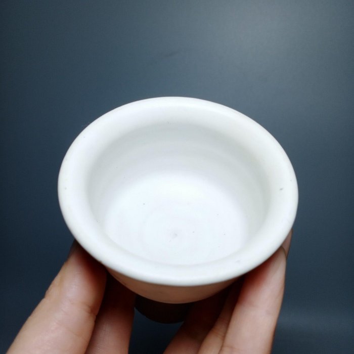 宋金磁州窯高足杯高8.3公分口徑7.8公分器型規整釉水一流品相完整