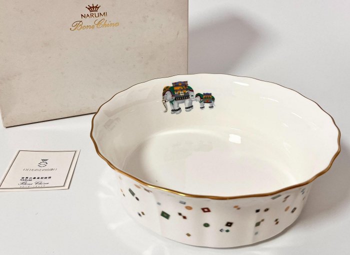 UNY31/1 NARUMI 鳴海製陶 陶器製 白 小鹿 バンビ 陶器 置物 昭和